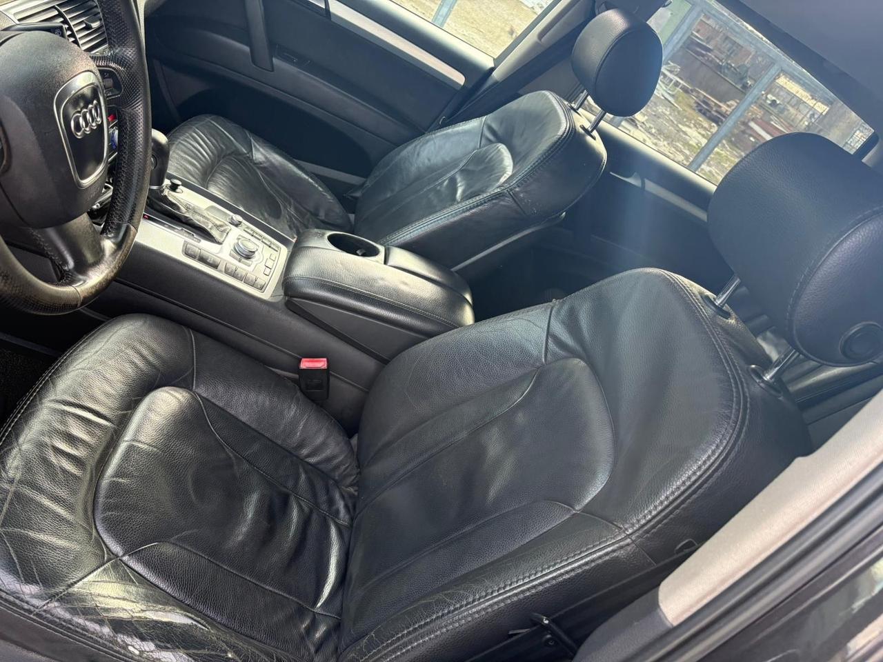 Audi Q7 3.0 V6 TDI 233CV quattro tiptronic 270.000 KM