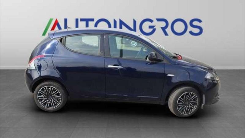 Lancia Ypsilon 1.0 FireFly Hybrid Gold