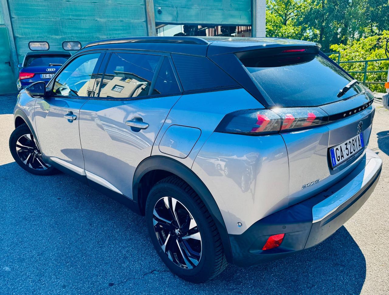 Peugeot 2008 BlueHDi 130 CV GT Line