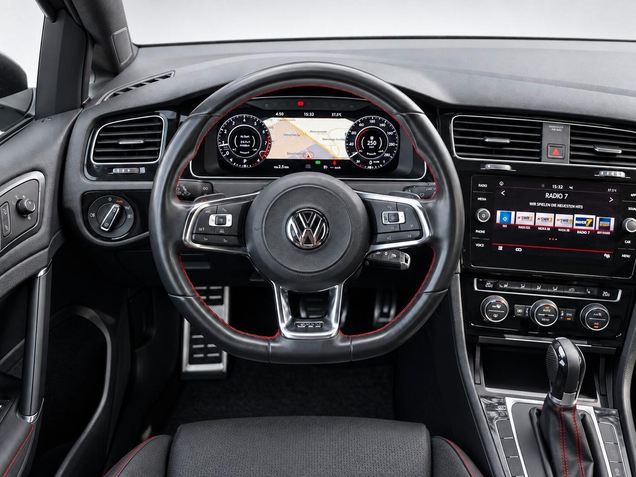 Volkswagen Golf GTI Performance 2.0 245 CV TSI 3p. BMT