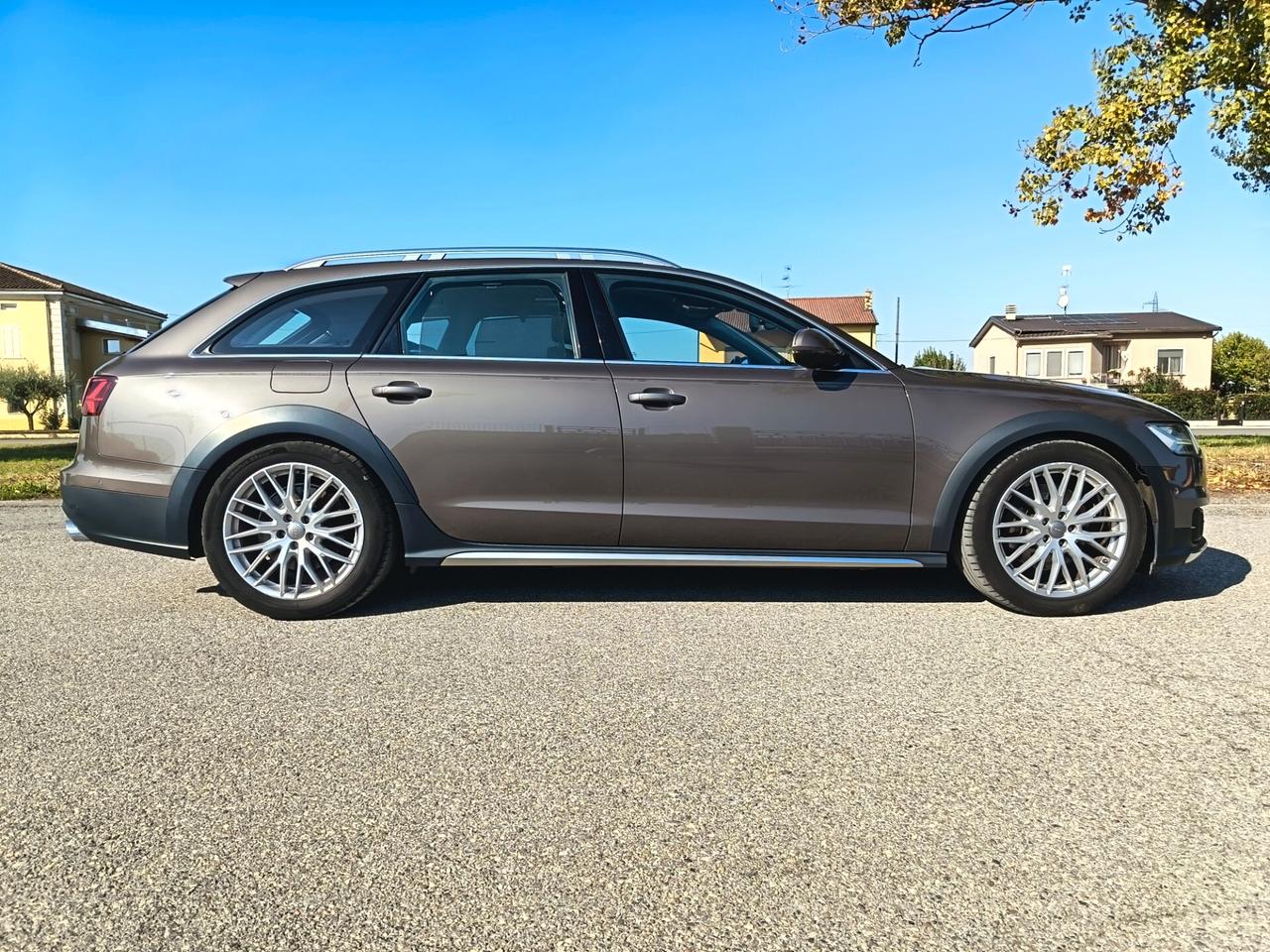 Audi A6 allroad 3.0 TDI S tronic