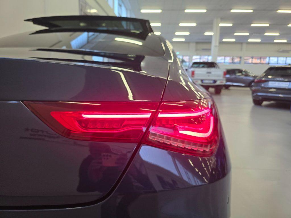 Mercedes-Benz CLA 200 d Automatic Premium + Tetto