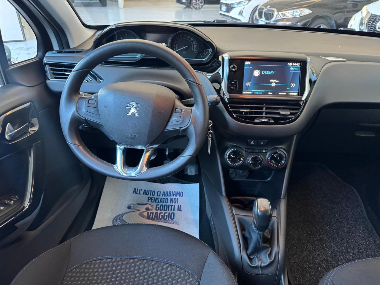 Peugeot 208 5 Porte 208 5p 1.2 puretech Signature s&s 82cv