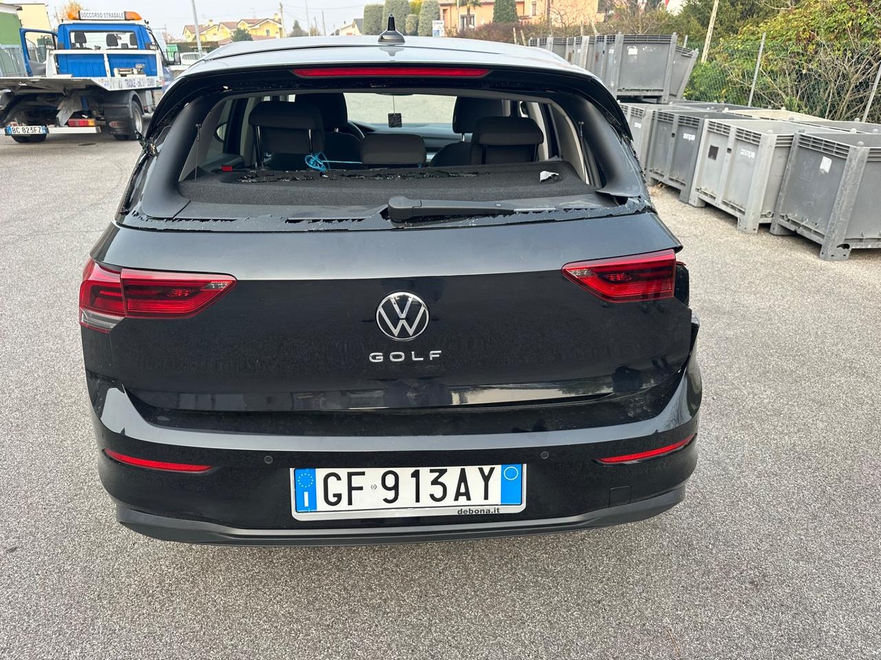 Volkswagen Golf 1.0 incidentata 2021
