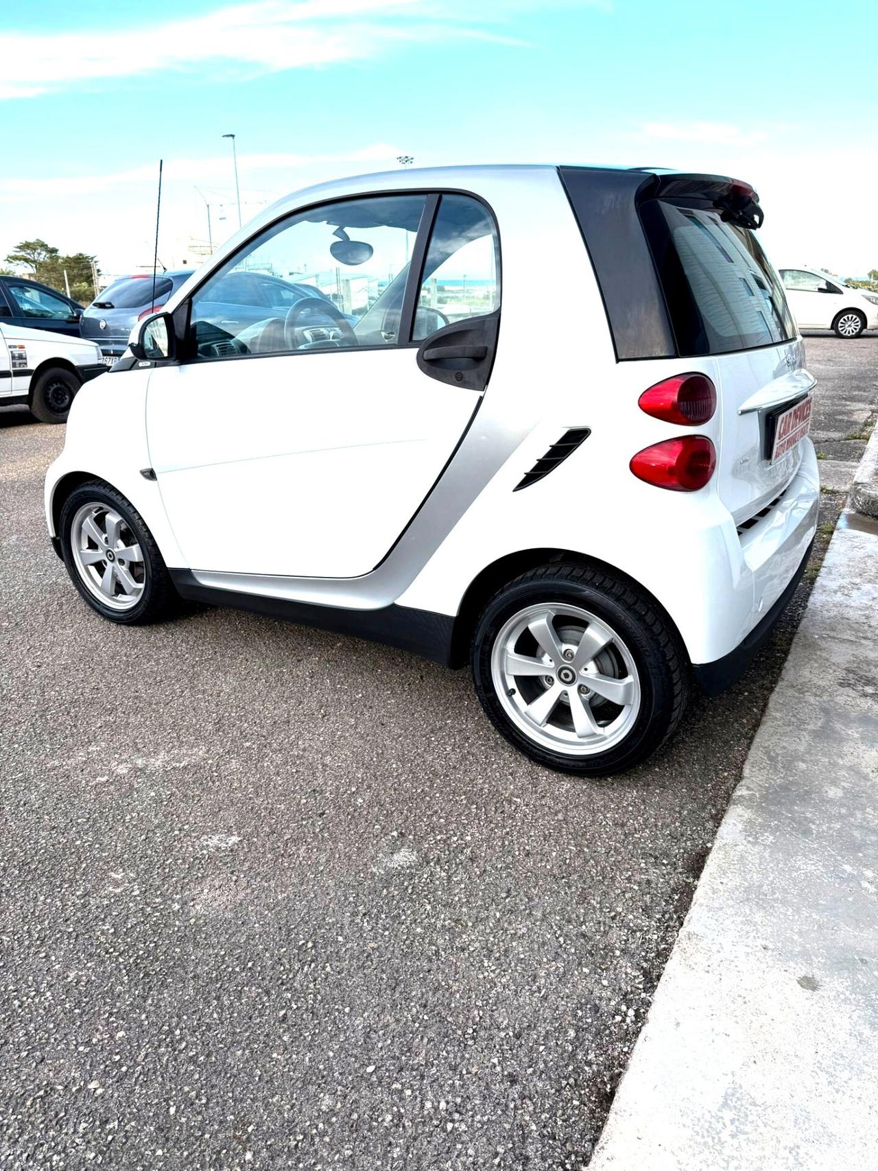 Smart ForTwo 80 mila km - GARANZIA - NEOPATENTATI