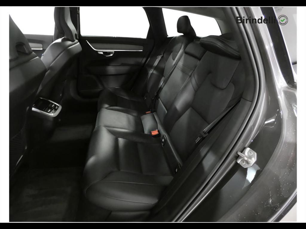 VOLVO V90 (2016-->) - V90 B4 (d) AWD Geartronic Inscription