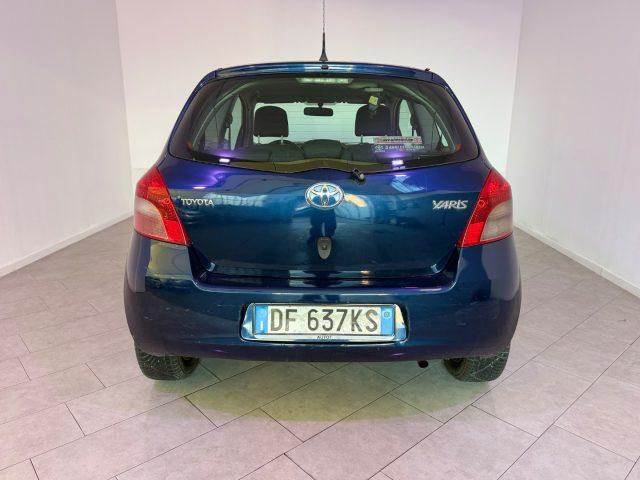 TOYOTA Yaris 1.0 3 porte Sol
