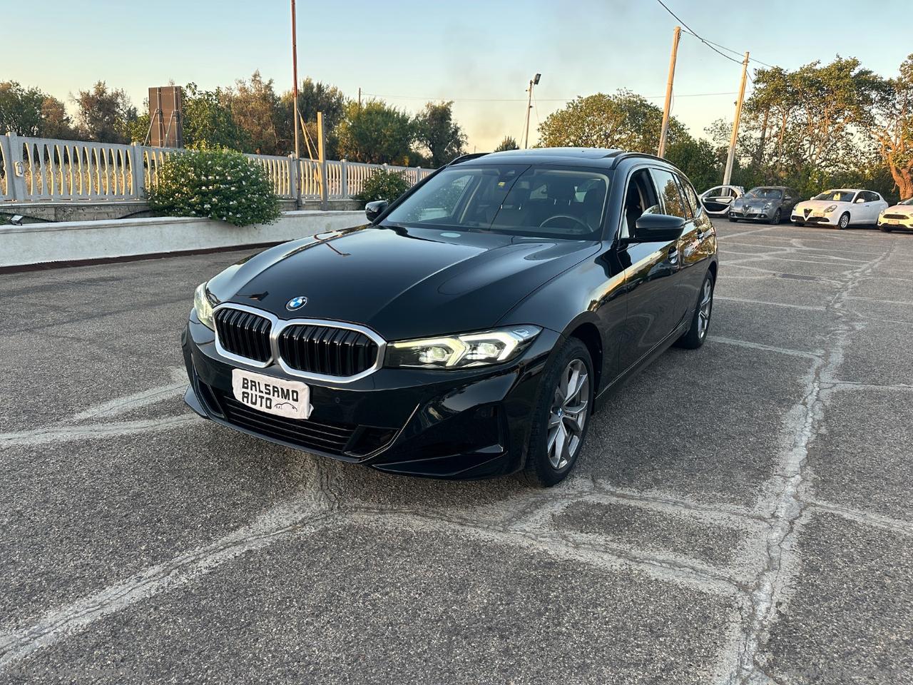 BMW 318d 48V Touring SPORT
