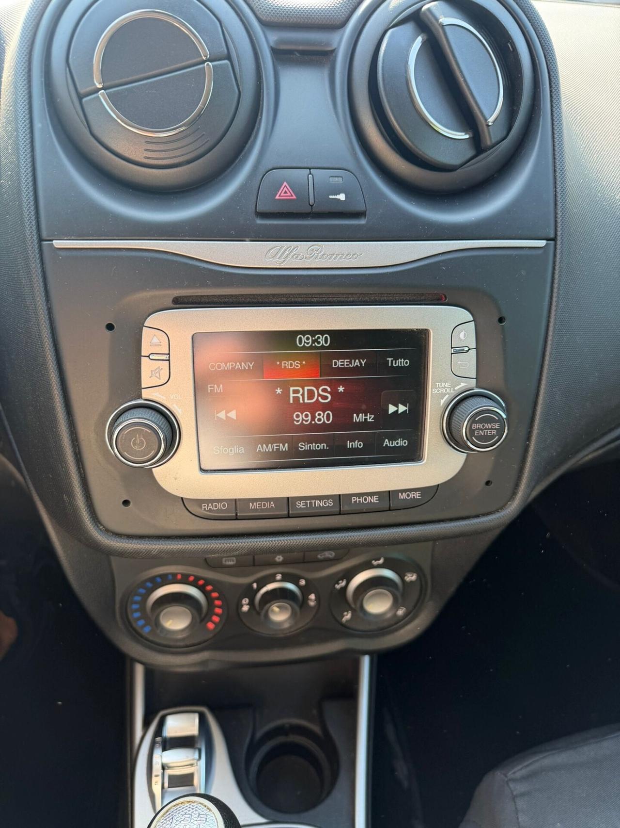 Alfa Romeo MiTo 1.3 JTDm 85 CV SeS Distinctive