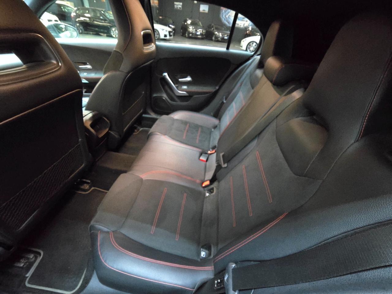 MERCEDES-BENZ A 180 AMG PREMIUM SPORT 5P 116CV