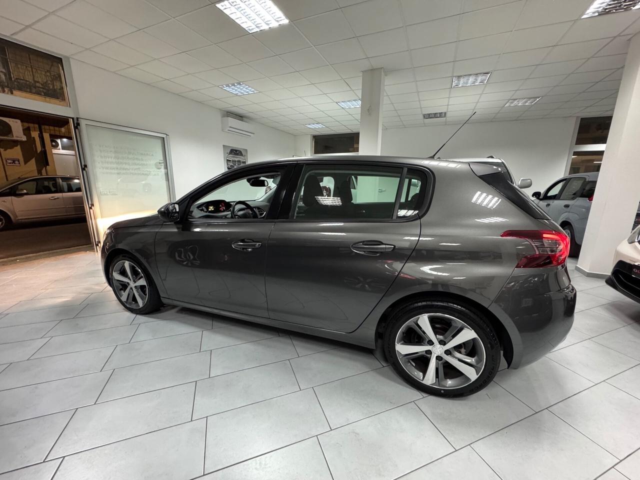 Peugeot 308 BlueHDi 130 S&S Active