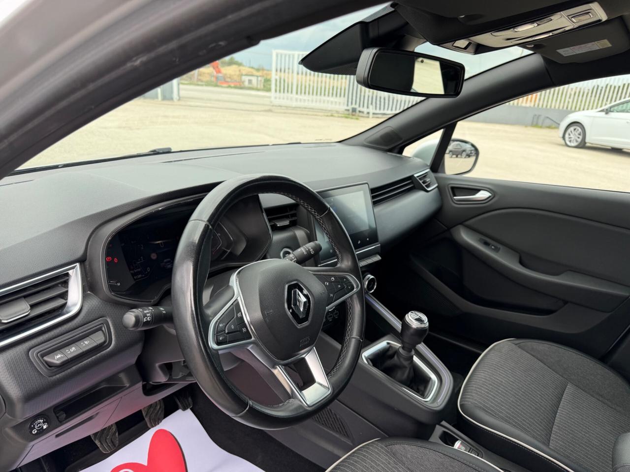 RENAULT CLIO 1.0 TCE GPL INTENS FUL LED PELLE MY22