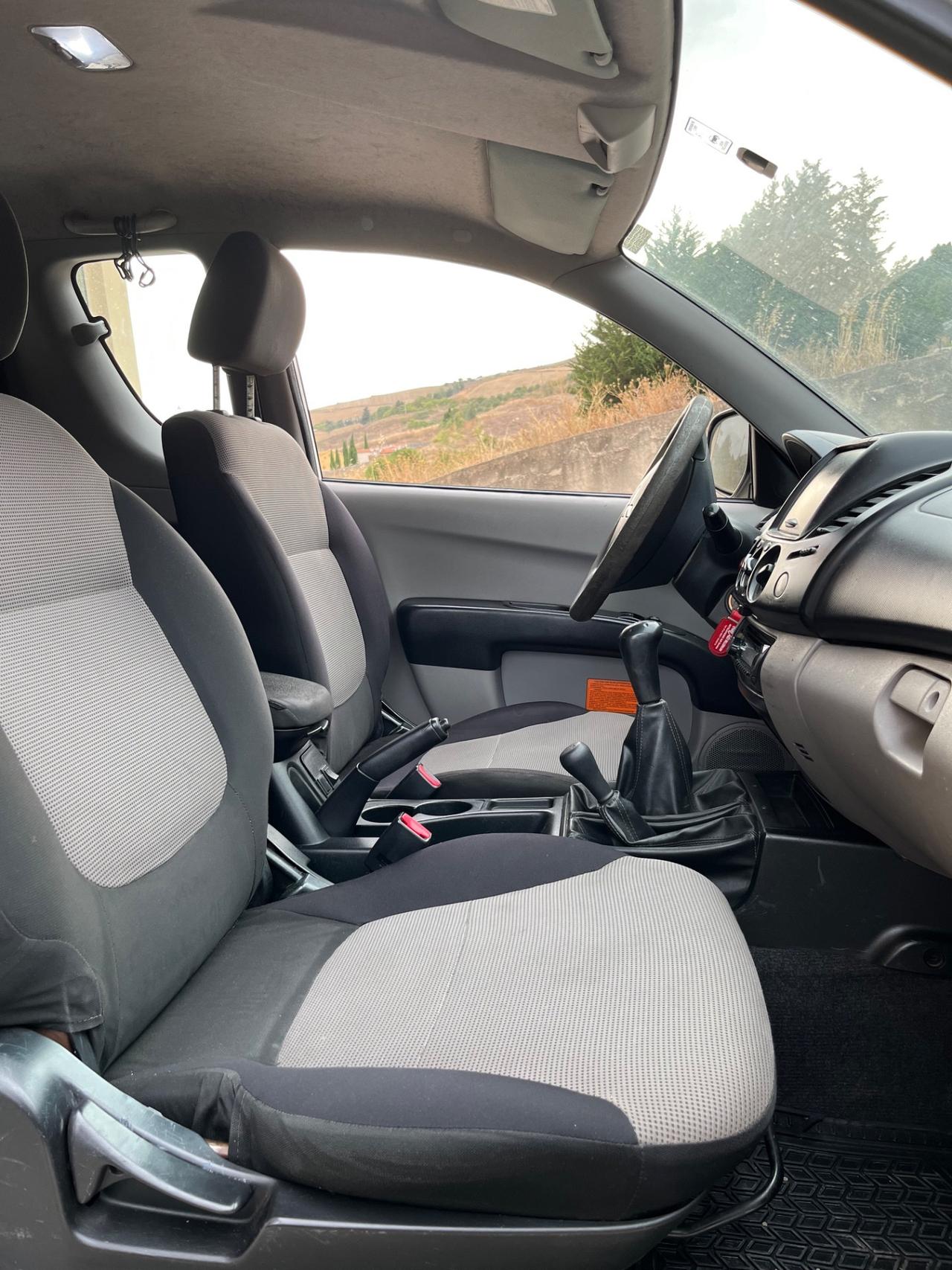 Mitsubishi L200 2.5 DI-D/136CV Club Cab Invite DPF