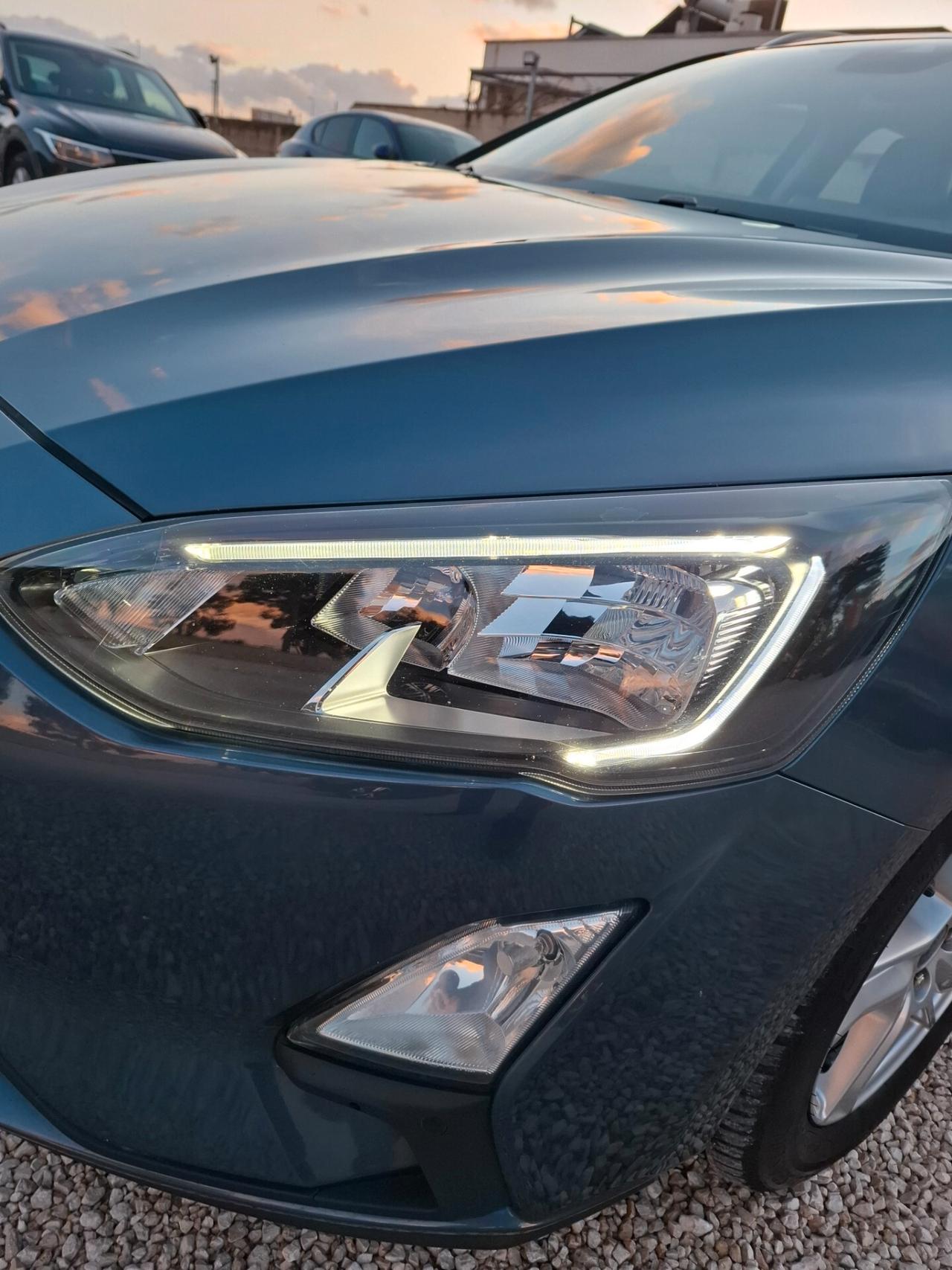 Ford Focus 1.5 TDCI 120cv SW *NAVY-LED-CAM*