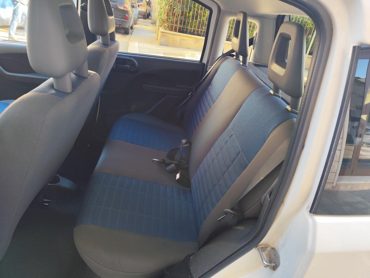 Fiat Panda 1.2 BENZINA 69CV 5 POSTI