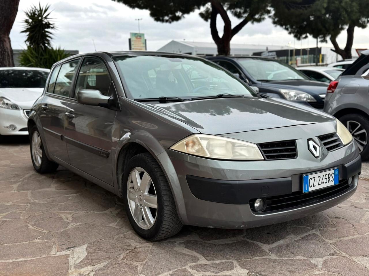 Renault Megane 1.6 16V GPL