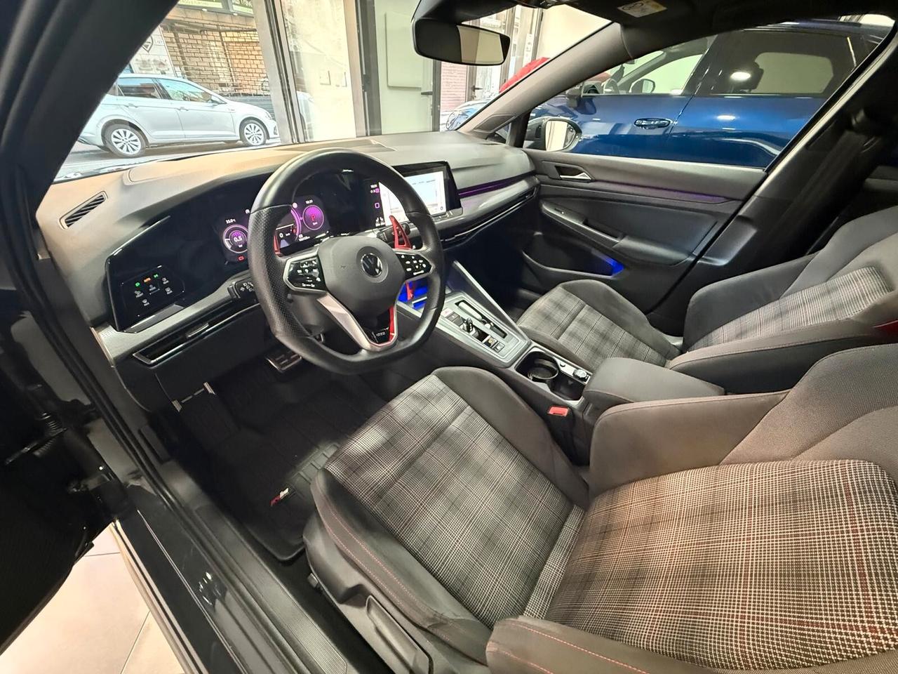 Volkswagen Golf GTI 2.0 TSI DSG
