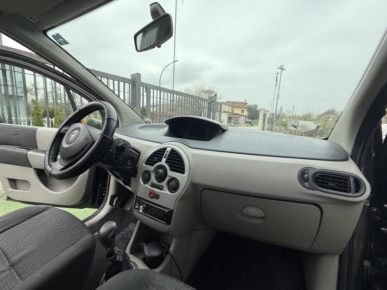 MODUS 1.5 DCI 65 CV