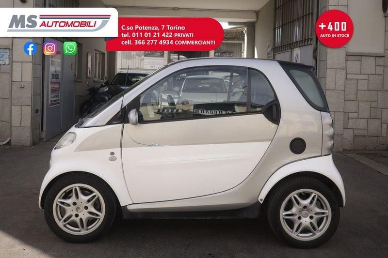 smart city coupé/cabrio smart city coupé/cabrio 600 smart & passion silverstyle 40KW ANNO 2001