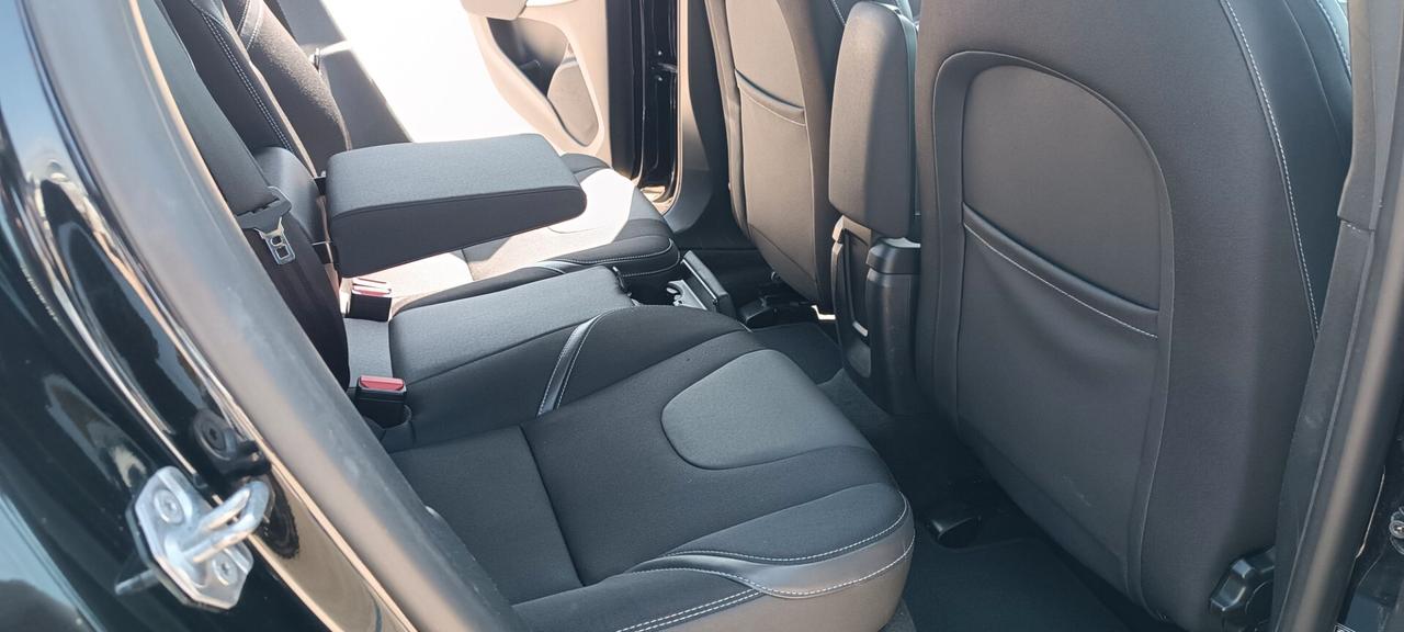 Volvo V40 D2 Geartronic Business Plus