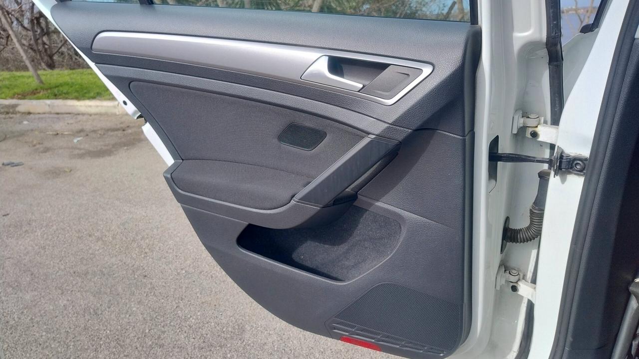 Volkswagen Golf 1.6 TDI 90 CV 5p. Trendline BlueMotion Technology