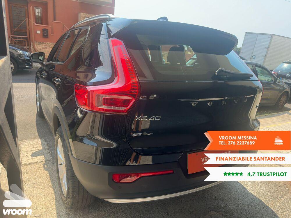VOLVO XC40 (2017-->) XC40 T3 Momentum Pro