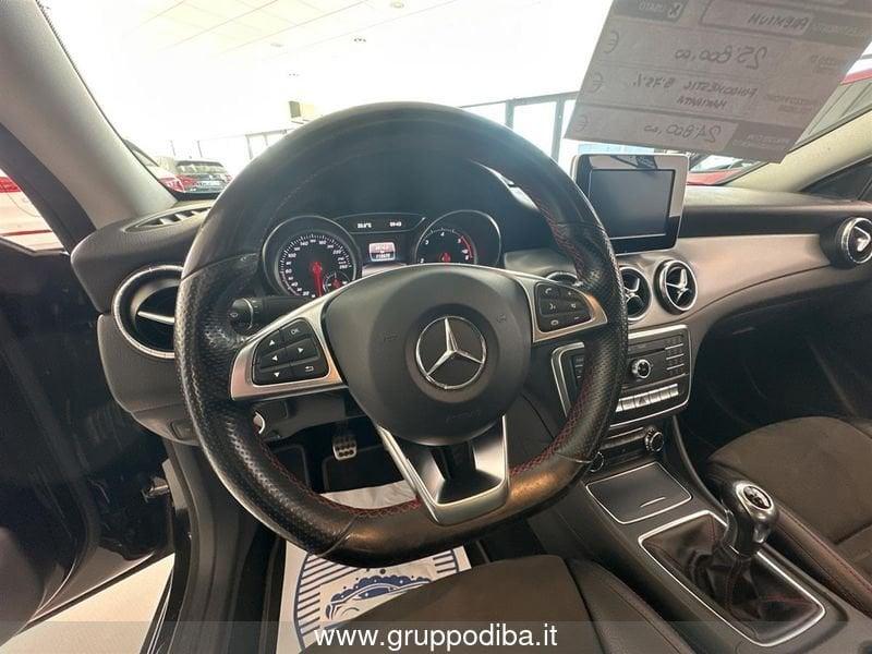 Mercedes-Benz CLA Classe - C117 Diesel 180 d Premium FL