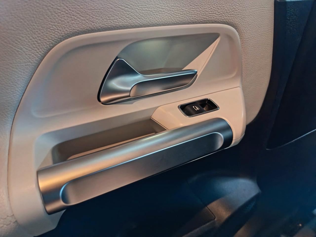 Mercedes-benz GLB 220 d Automatic 4Matic Premium