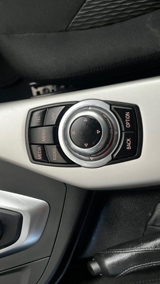 BMW 118 d 5p. Advantage