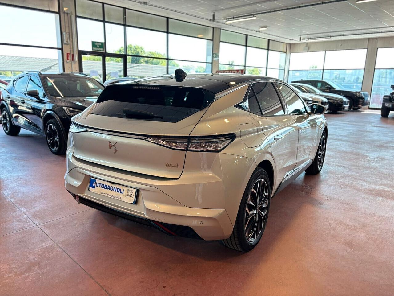 Ds DS4 Étoile Alcantara Hybrid 136 Aut. ETOILE SPOTICAR