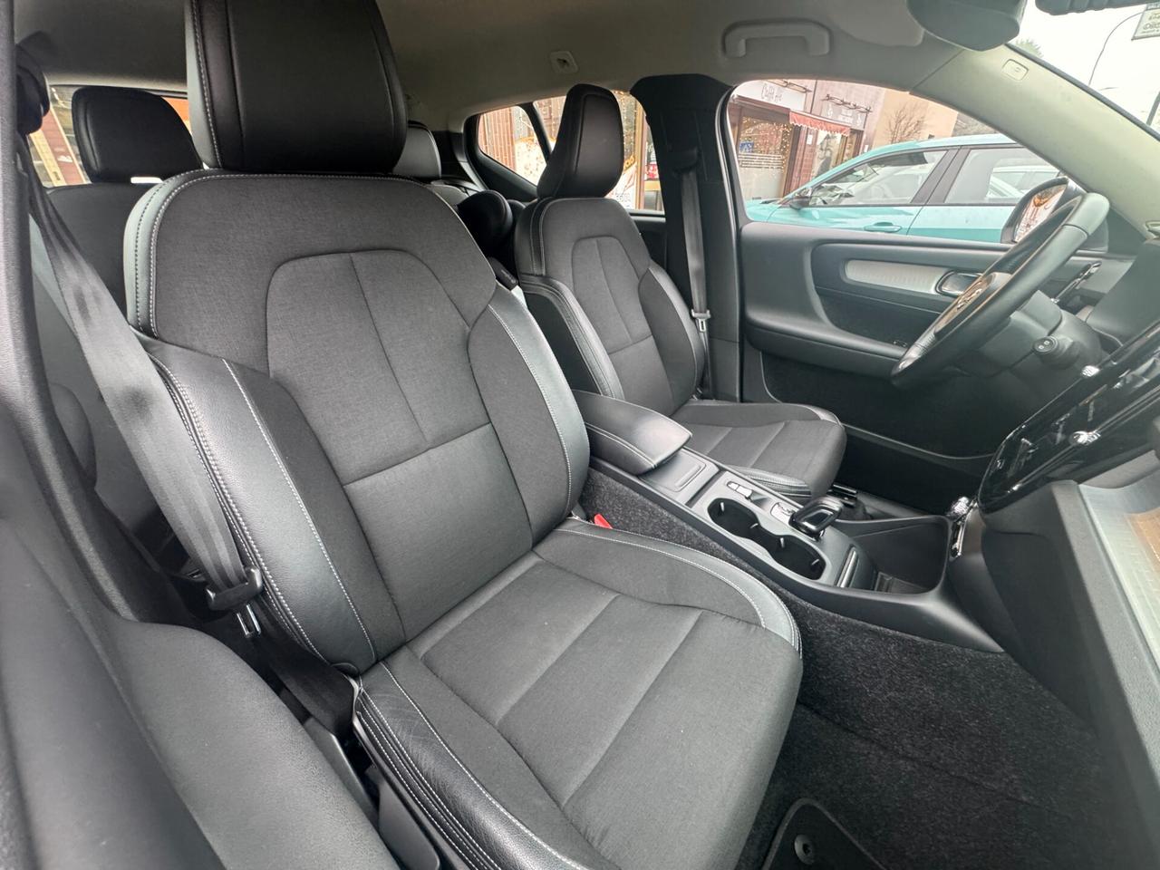 Volvo XC40 2.0 t4 Momentum awd geartronic