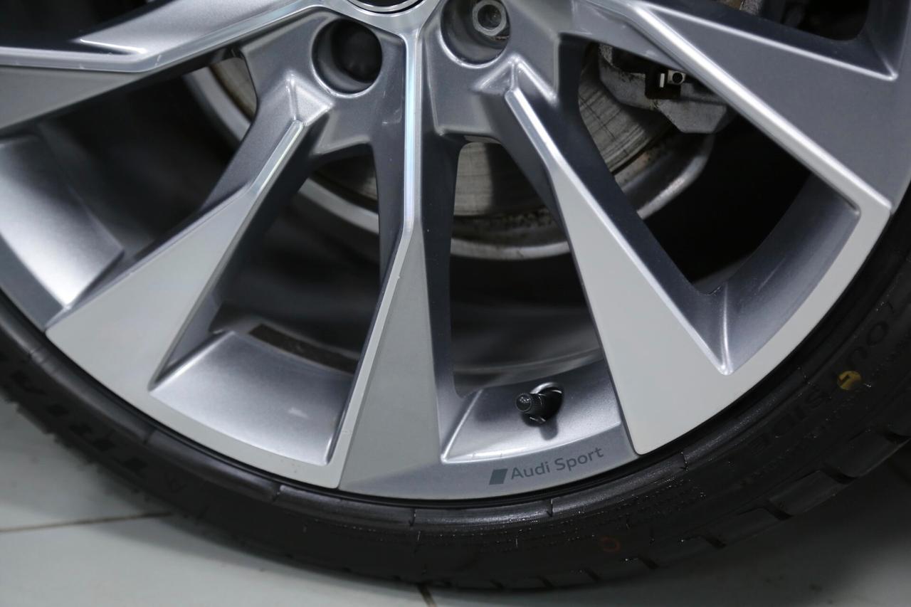 Audi A4 Avant 40 TDI 190 cv quattro S tronic S line edition