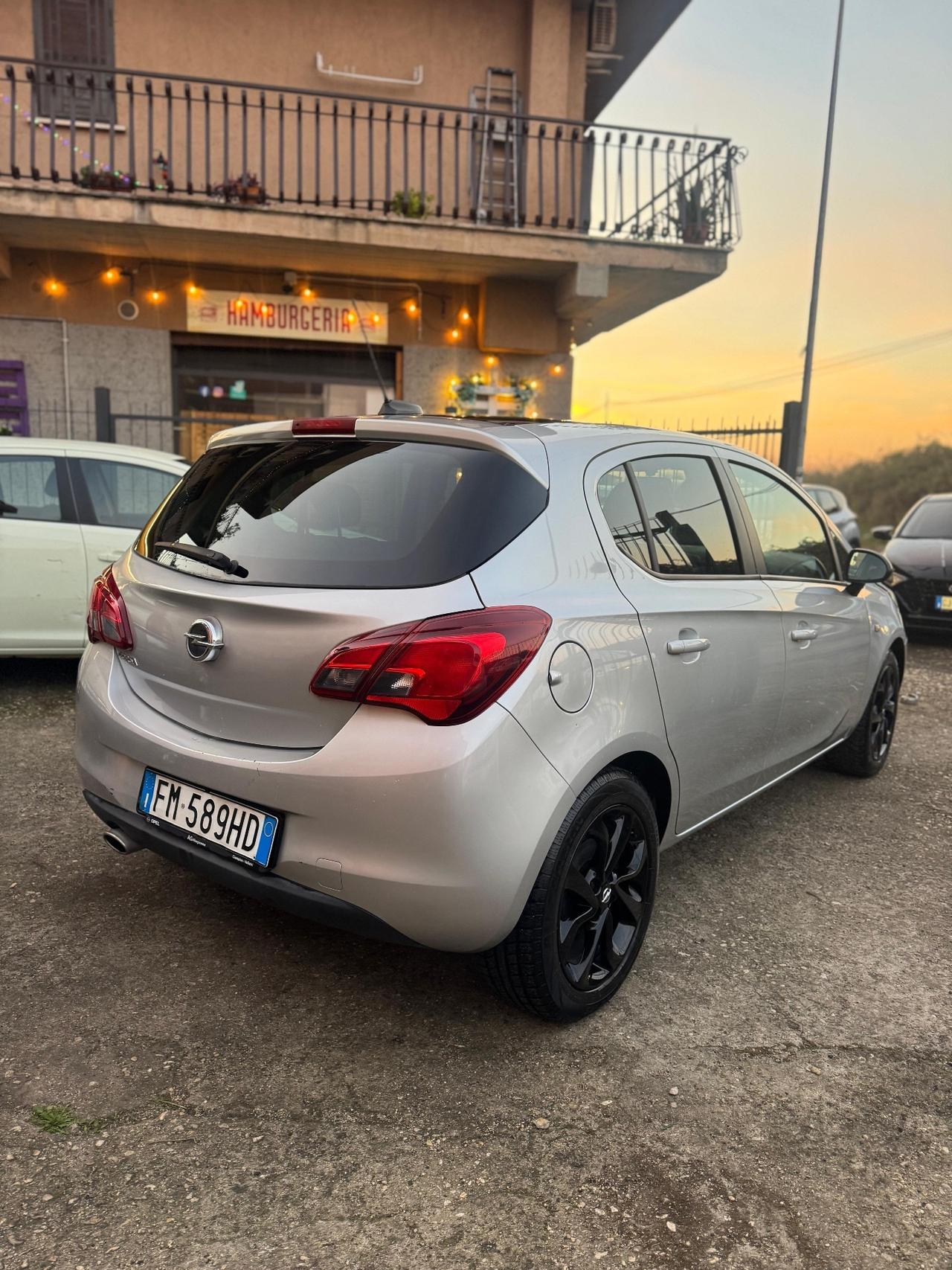 Opel Corsa 1.4 90CV GPL Tech 5 porte Innovation