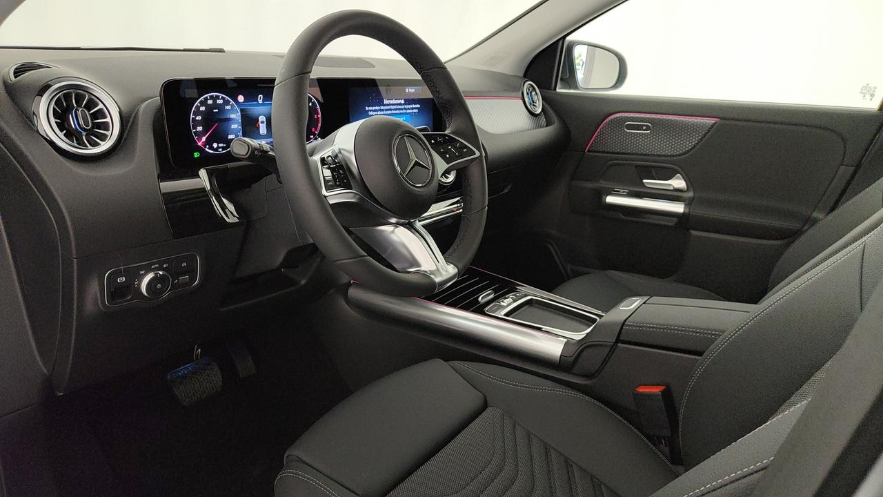 Mercedes-Benz GLA 200 d automatic