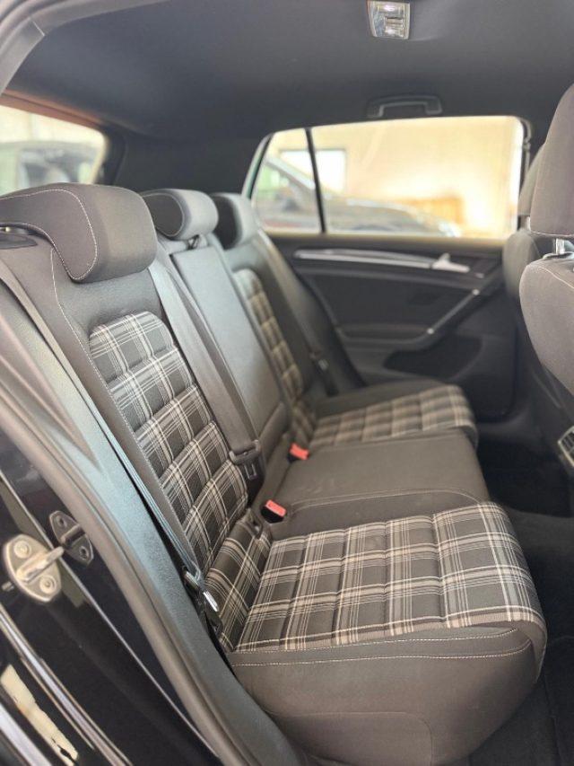 VOLKSWAGEN Golf GTD 2.0 TDI DSG 5p. BMT //NAVI//18//LED//