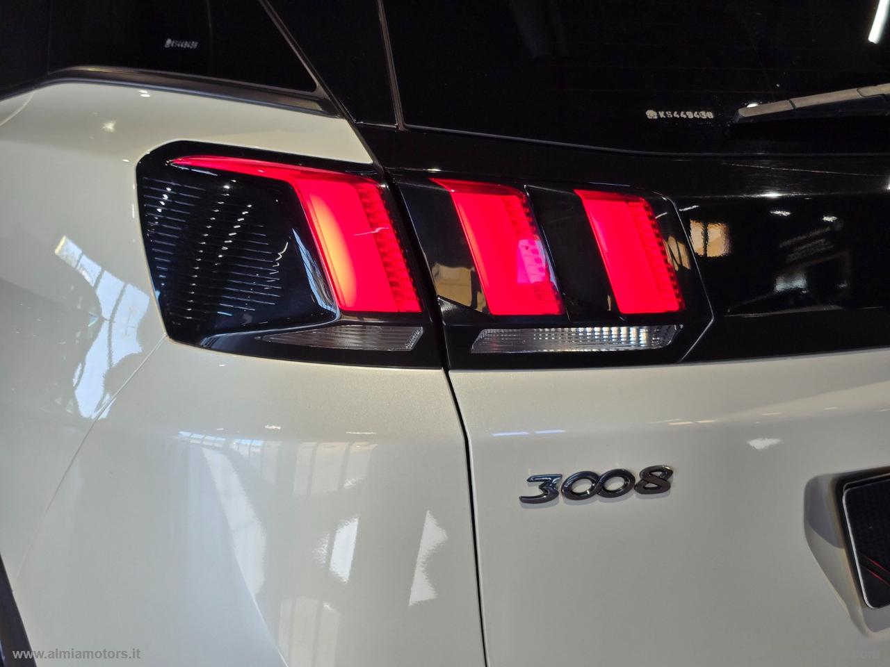 PEUGEOT 3008 BlueHDi 130 S&S Allure