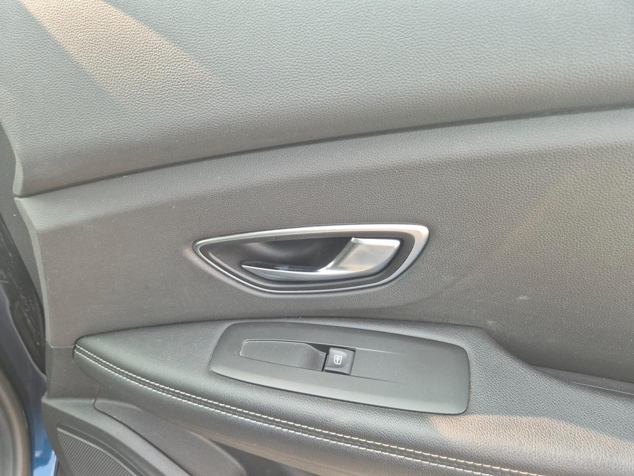 Renault Scenic Blue dCi 120 CV EDC Intens N1