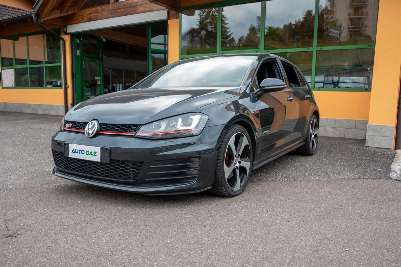 VW Golf GTI VII 2.0 TSI 220CV 5p GANCIO