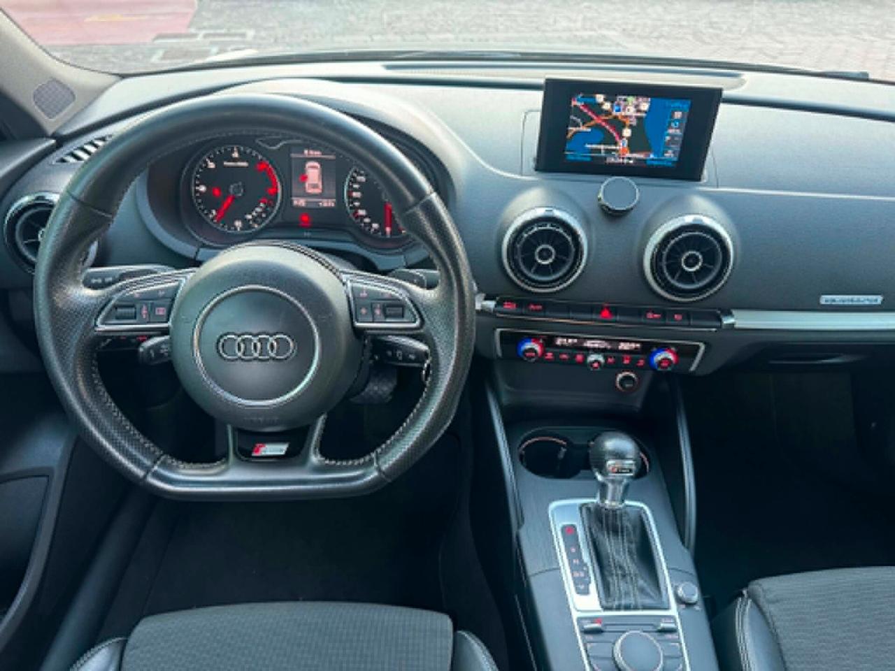 Audi A3 2.0 TDI 184 CV quattro Stronic Sline