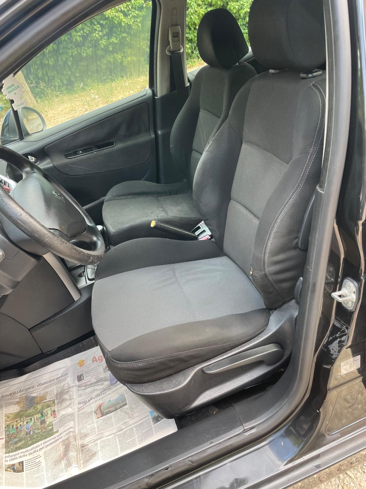 Peugeot 207 1.6 HDi 90CV 5p. XS