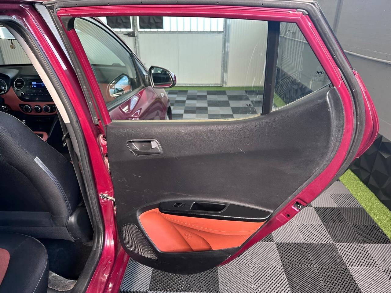 Hyundai i10 1.0 MPI Login