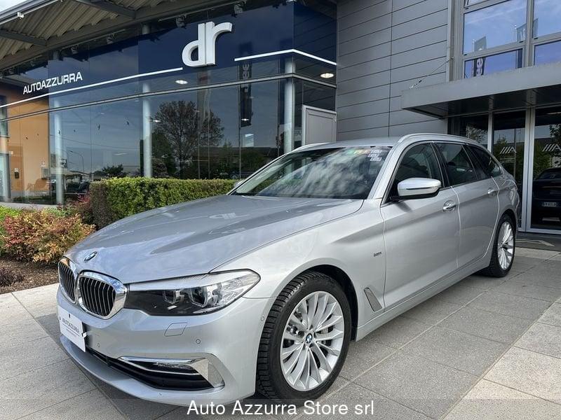 BMW Serie 5 530d Touring Luxury *PACCHETTO LUCI, TAGLIANDI BMW, PROMO AZZURRA*