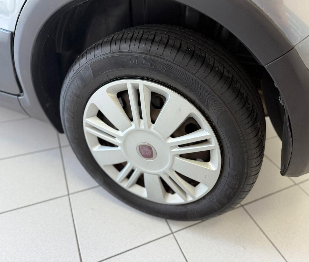 Fiat Sedici 1.6B 4x2 2010