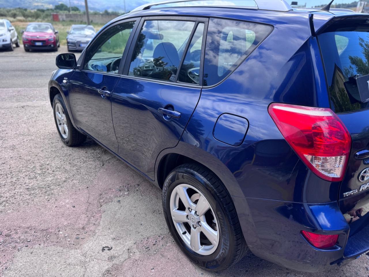 Toyota RAV 4 RAV4 2.2 D-4D 136 CV Sol