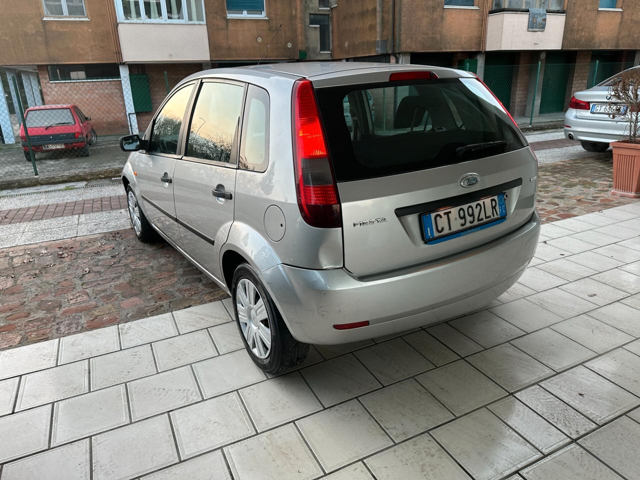 Ford Fiesta 1.4 TDCi NEOPATENTATI (12 RATE)