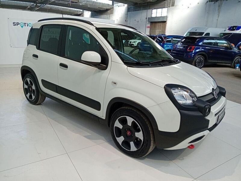 FIAT Panda 1.0 FireFly S&S Hybrid City Cross