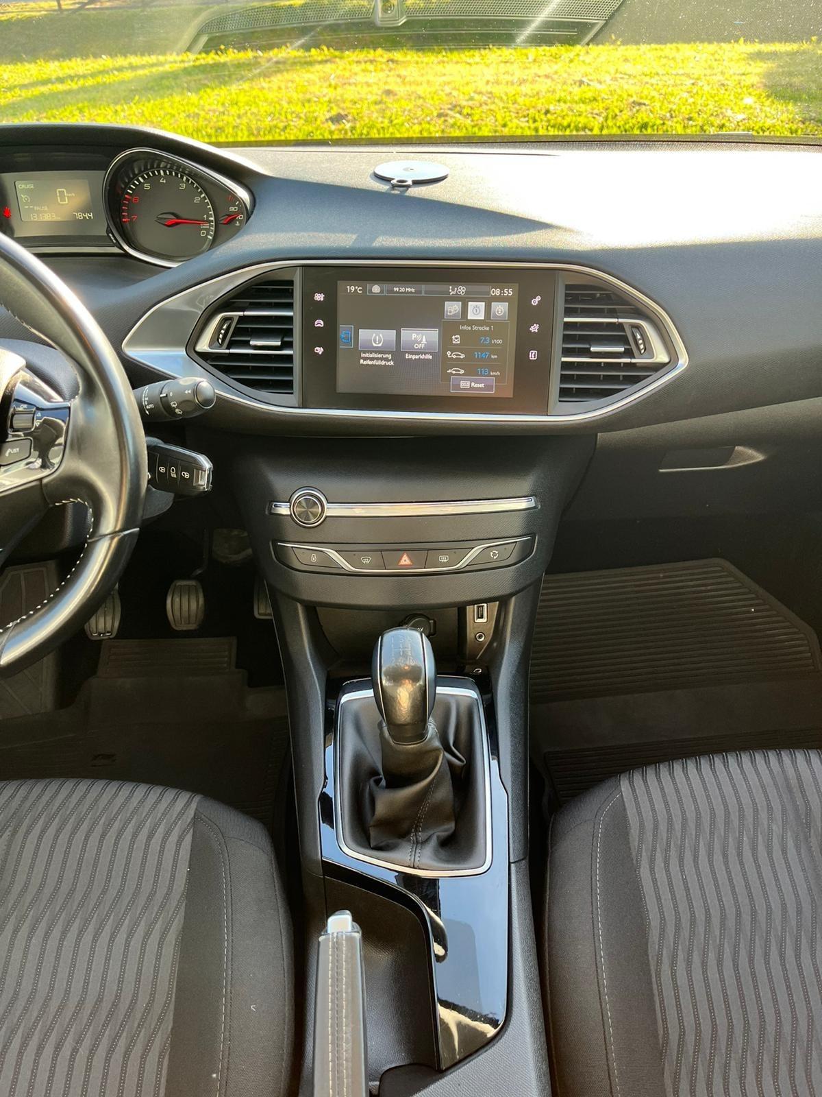 Peugeot 308 Neopatentati