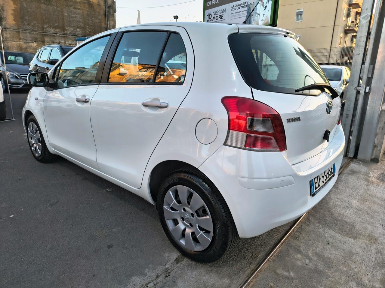 TOYOTA YARIS 1.4 DIESEL CAMBIO AUTOMATICO FINE 2010