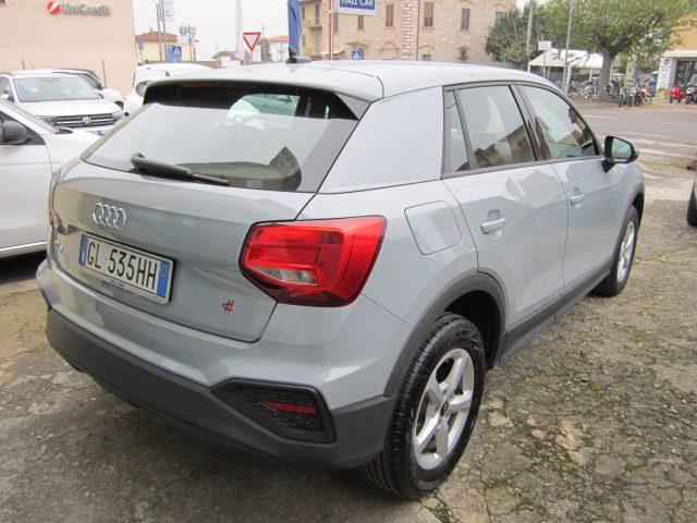 AUDI Q2 35 TDI S tronic Business