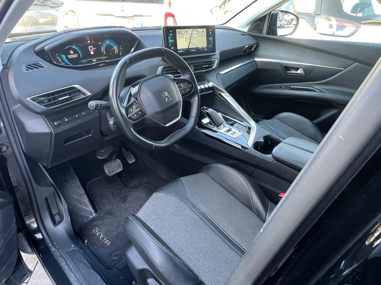 Peugeot 3008 Hybrid 225 e-EAT8 Allure FINANZIABILE